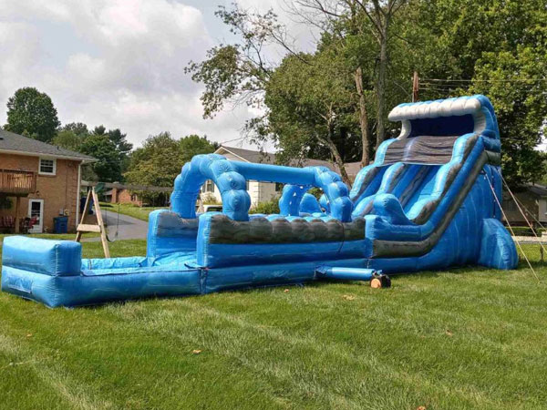 Wave 18′ Slide with Slip ‘N Slide Pool